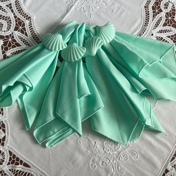 Vintage Mint Green Dinner Napkins and Shell Rings Set of 4 Coastal Home Dining - Picture 1 of 9